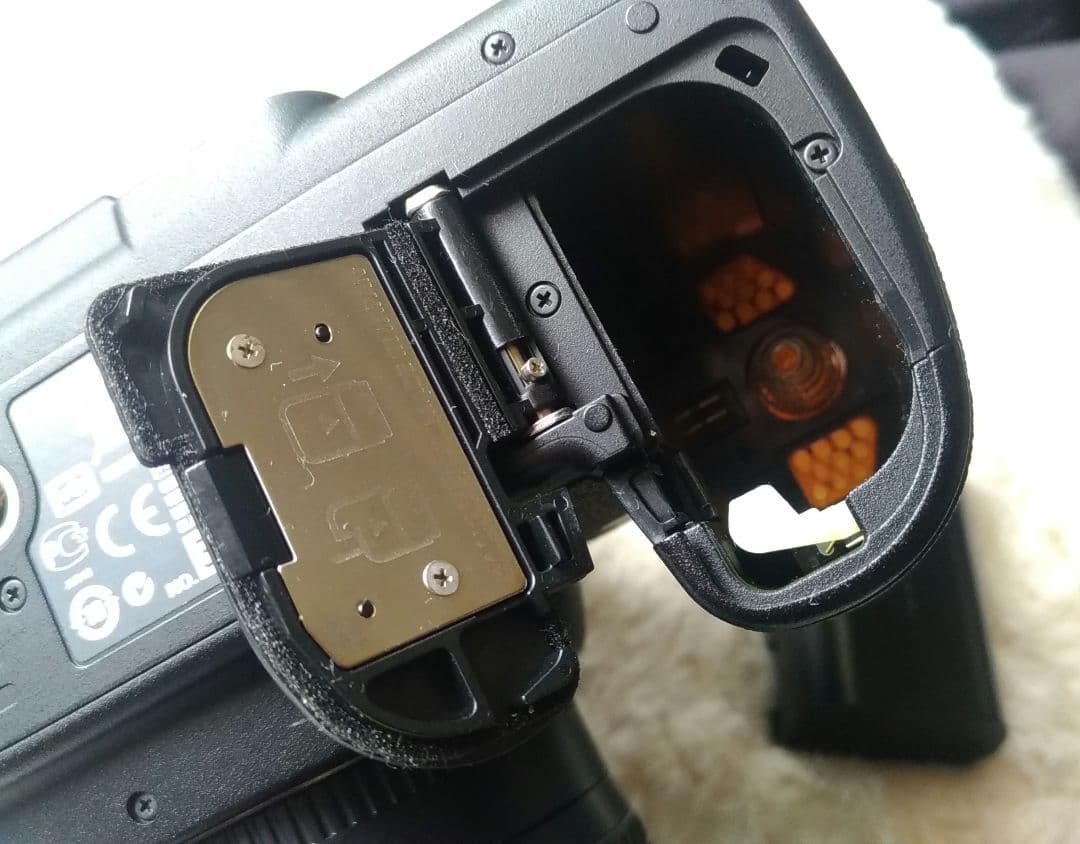 Canon EOS 5D Mark II　レンズ付き　シャッター回数少なめ！美品