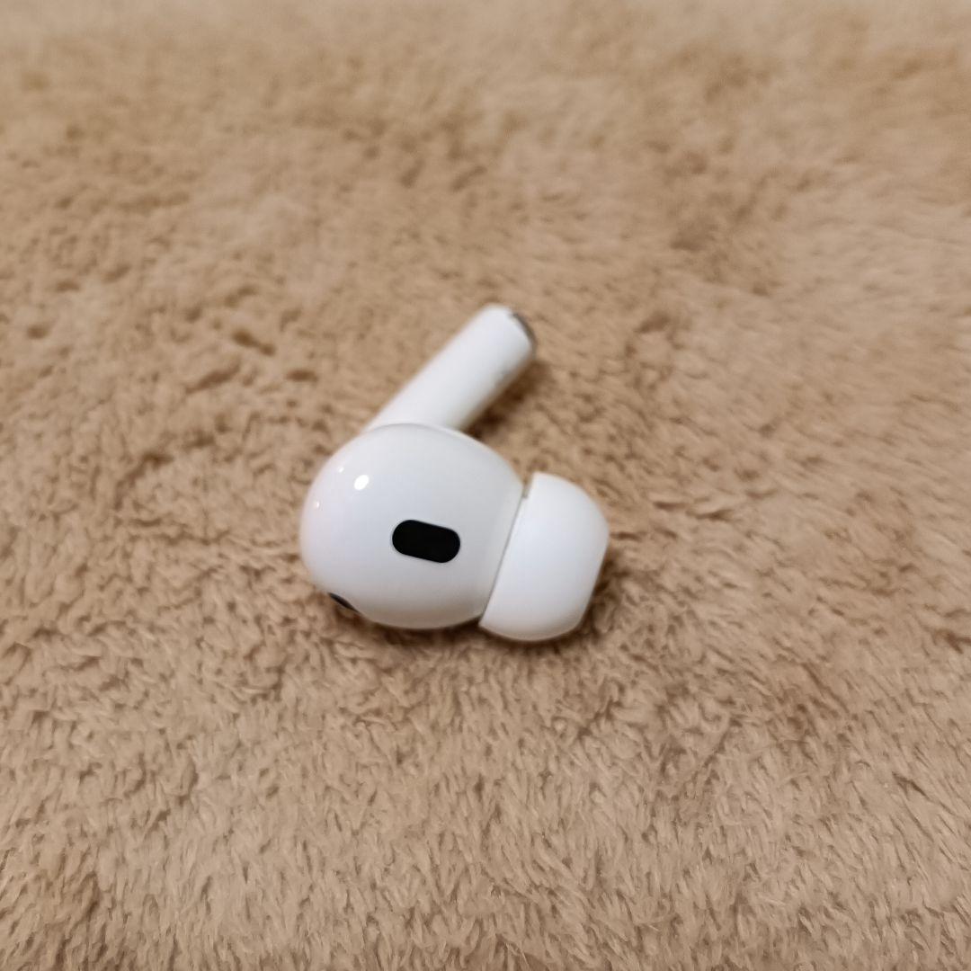 Apple AirPods Pro 第2世代 右耳のみ R 06