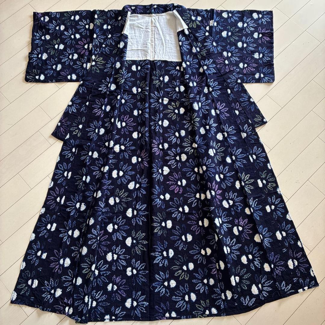 ■E4251■美品■木綿■有松鳴海絞り　藍染に黄色とピンク　花模様　浴衣■裄63