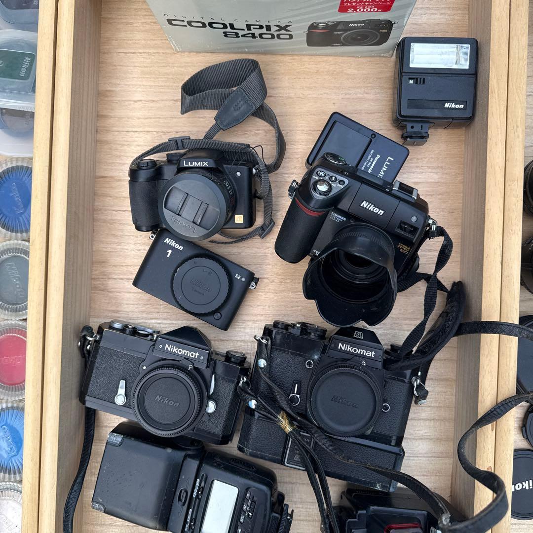 ニコン　カメラとレンズなど　動作確認不可ジャンクとして　カメラまとめ売り