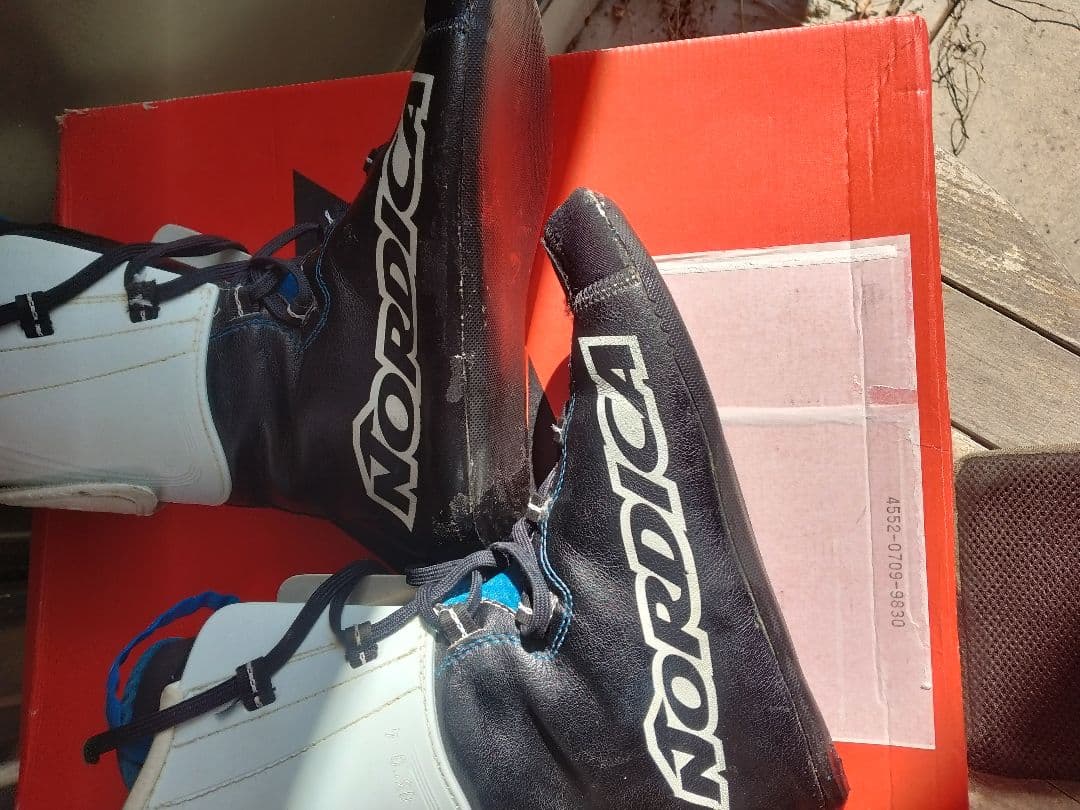 ノルディカ新品シェル 美品インナー 新品スポイラー/ブーツケース付