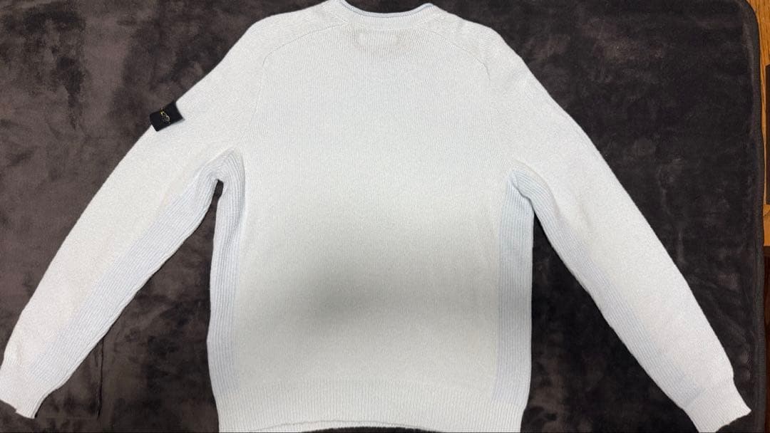 Stone 　スカイブルーニット