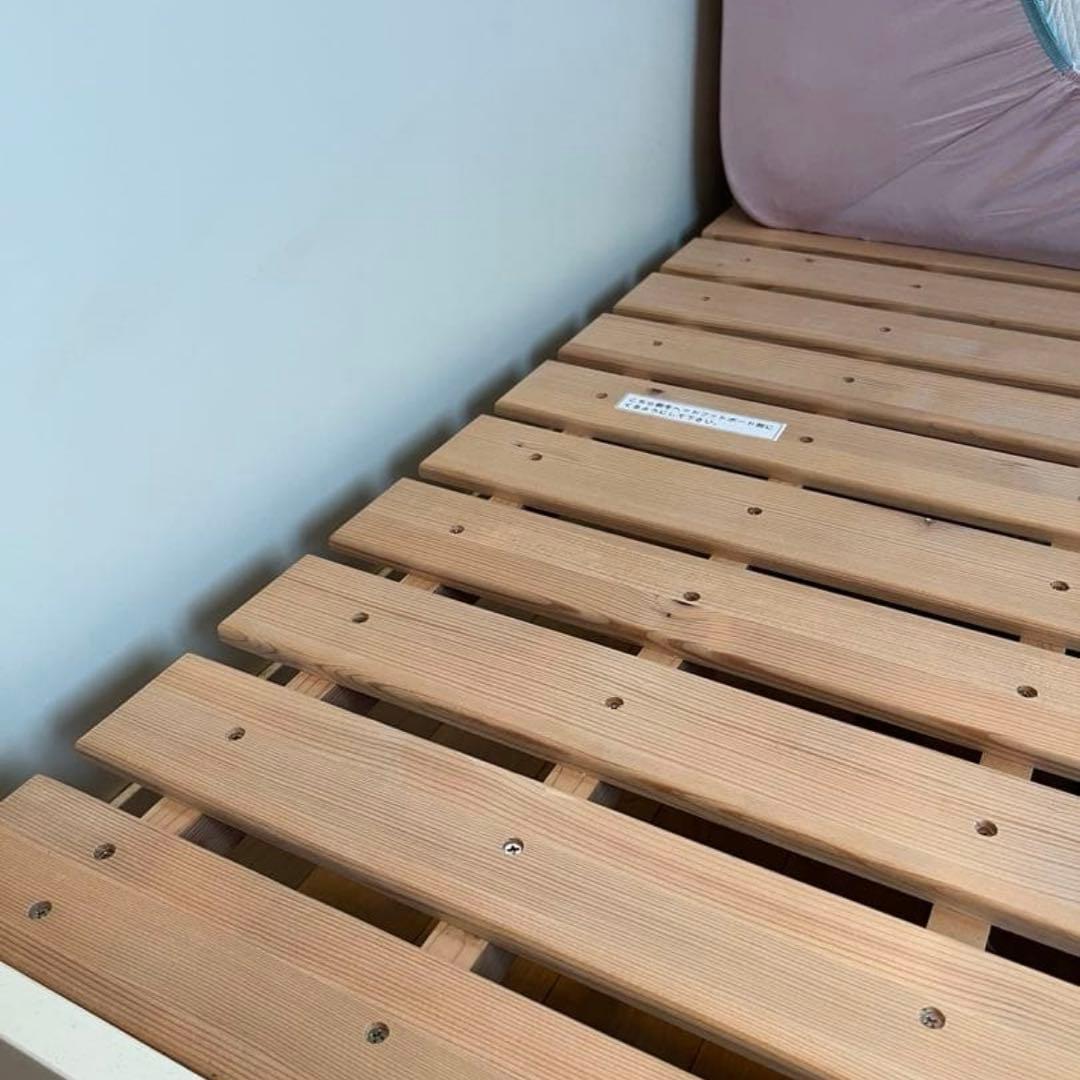 ローラアシュレイ　ベッドフレーム