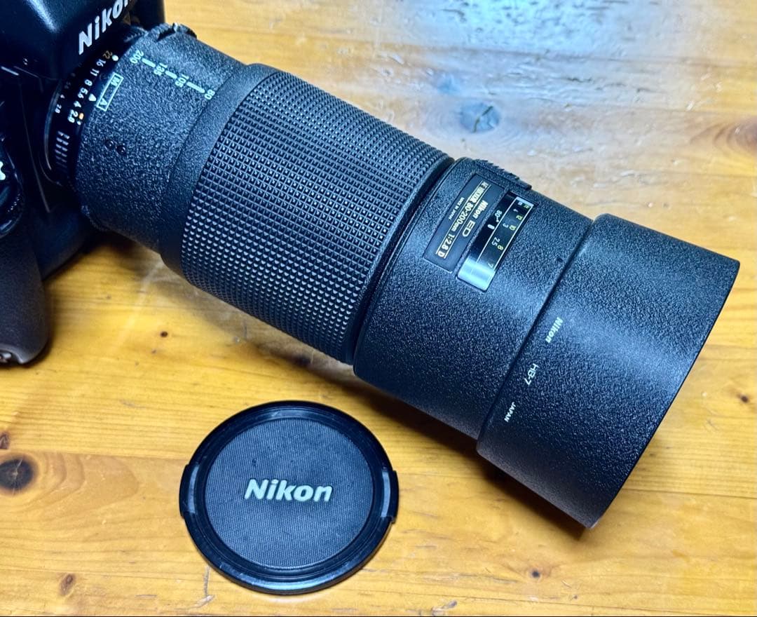 ニコン Nikon ED AF NIKKOR 80-200mm 1:2.8 D