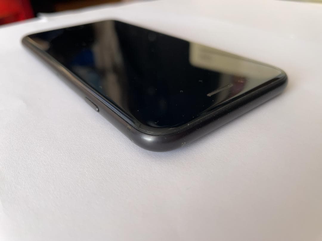 iPhone SE2（第2世代）256GB ブラック