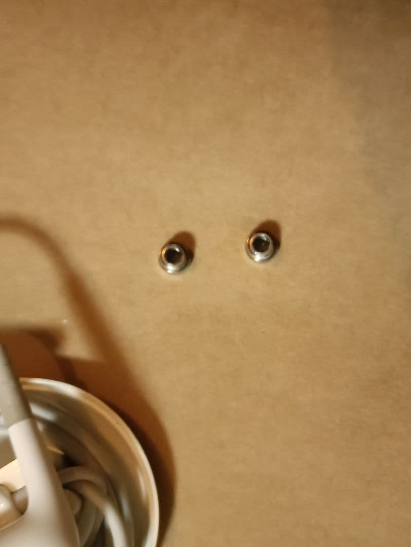 apple純正　マイク付きイヤホン　ME186FE/A