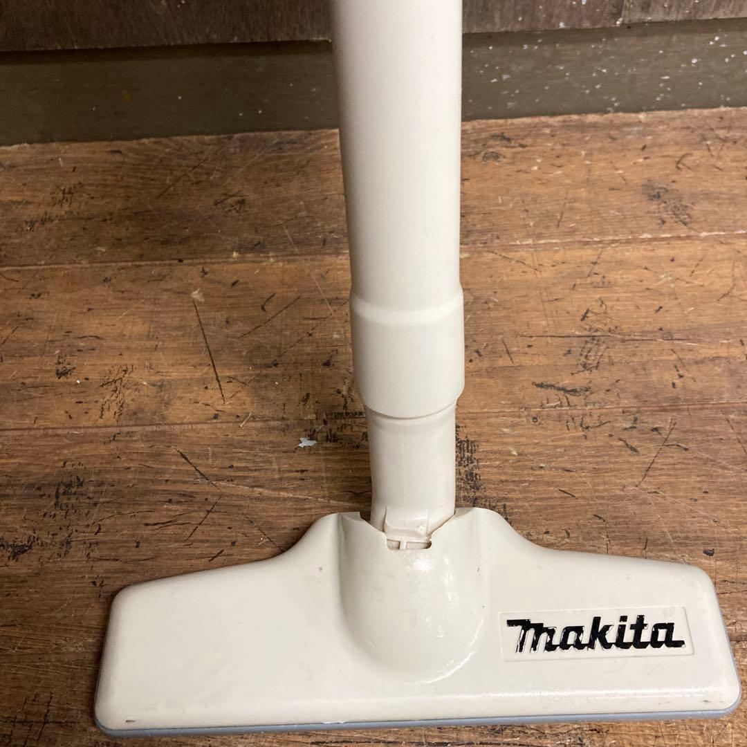 C-5マキタ Makita コードレスクリーナー 充電式クリーナー 掃除機 手持