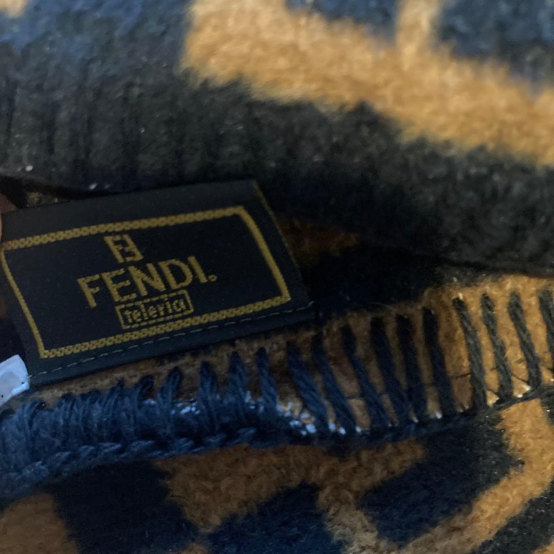 お値下げFENDI ズッカ総ロゴ　毛布　ヴィンテージ