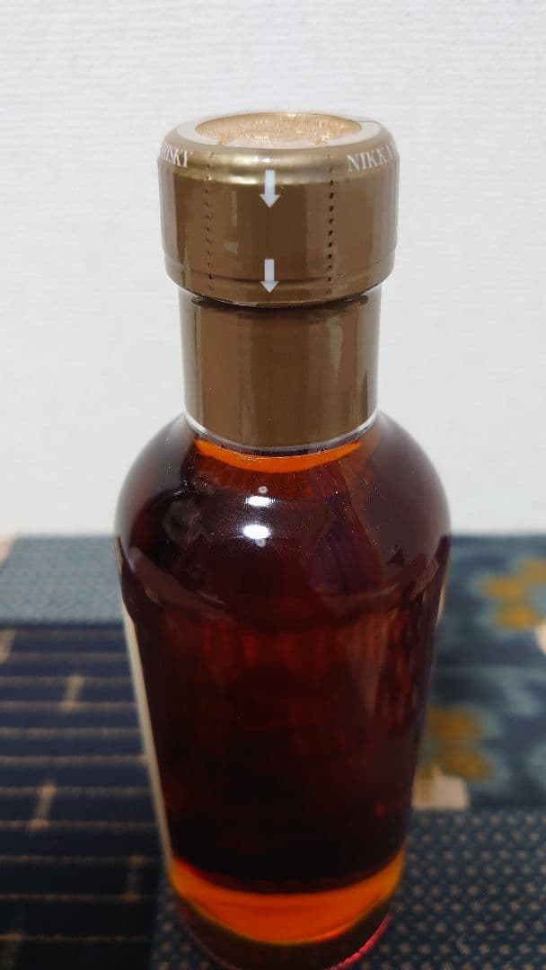 ニッカウイスキー　 25年ウイスキー 180ml　仙台蒸溜所限定品