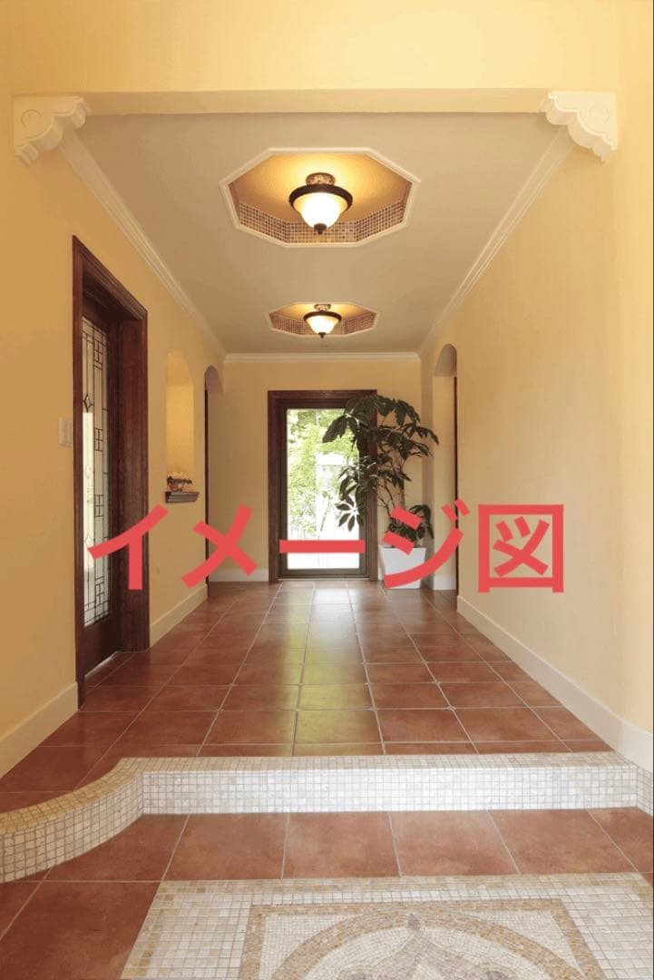 天井アクセント　装飾壁　シャンデリアベース　西洋家具　アンティーク家具