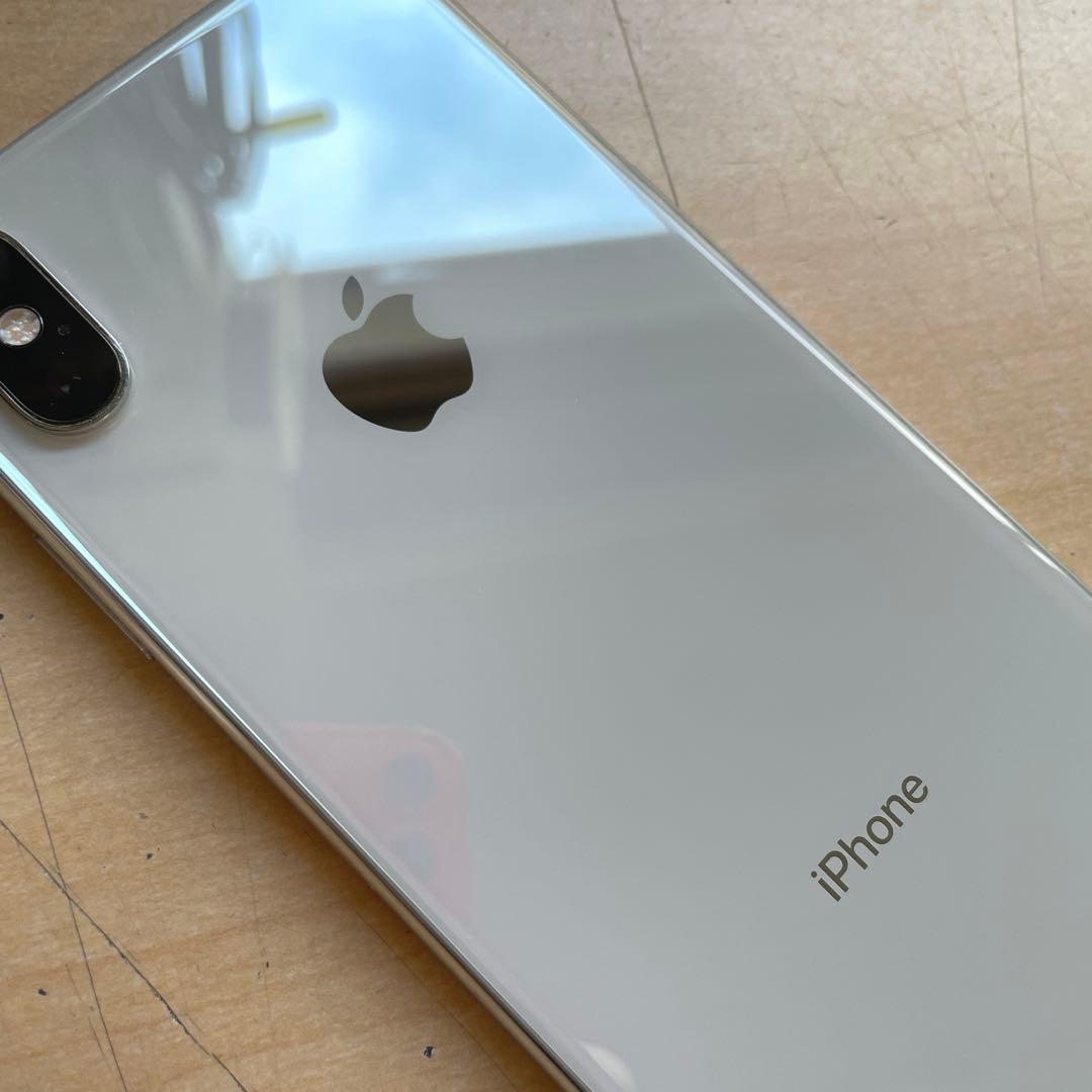 iPhone Xs シルバー　64GB A2098 美品　バッテリー84%