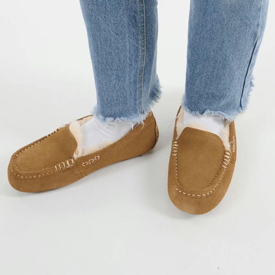 【新品未使用】 UGG アグ モカシン アンスレー スリッポンムートンシューズ