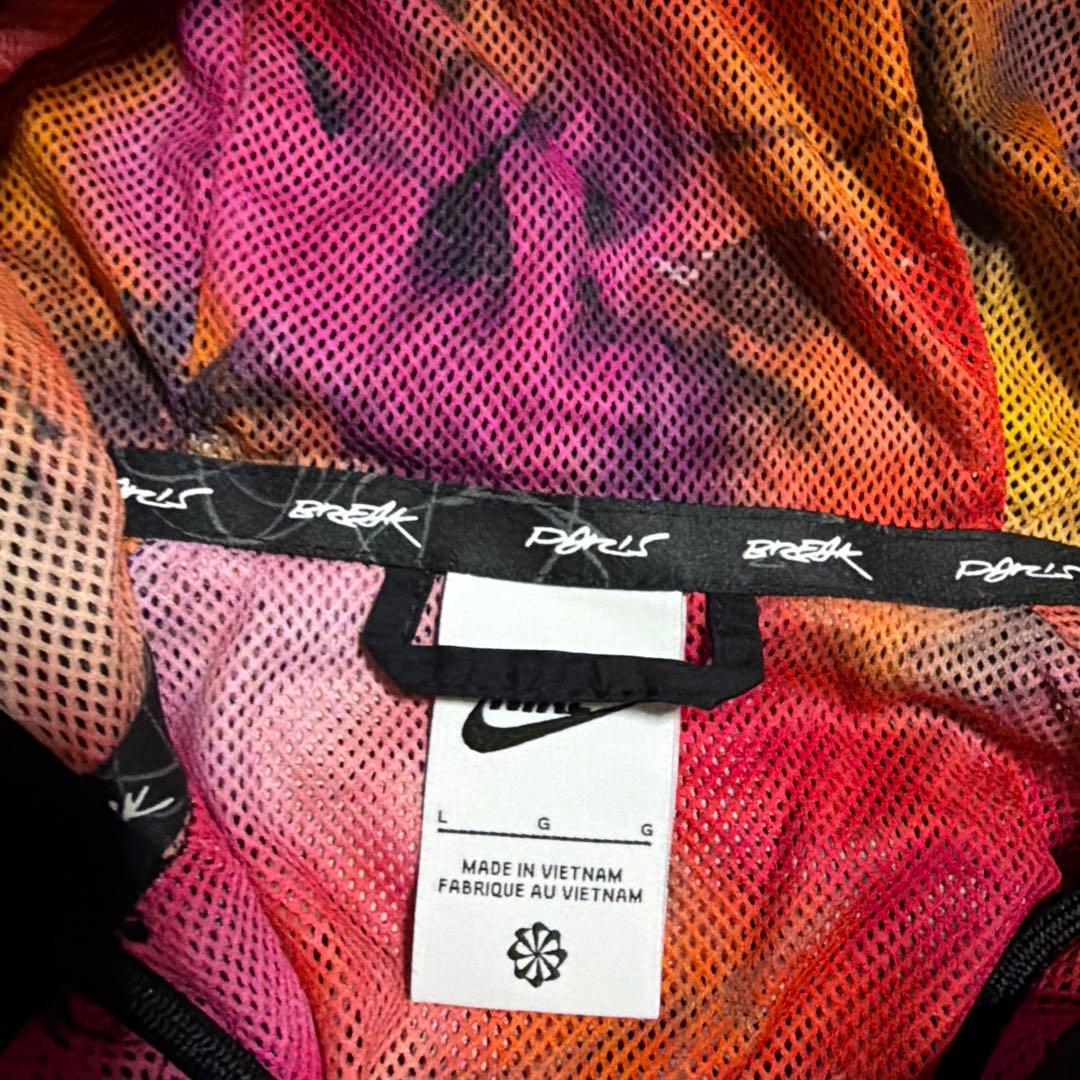 NIKE FUTURA ナイロンジャケット　Hooded Jacket L