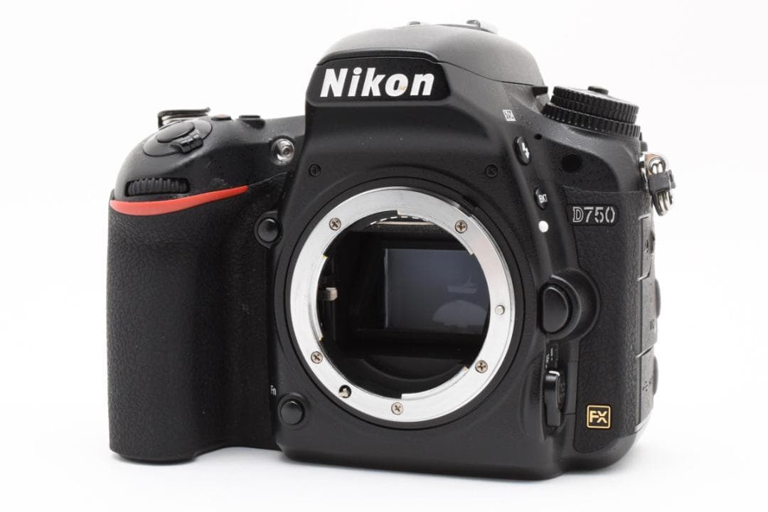 ■ 美品 ■ ニコン　Nikon D750 ボディ 《S数13651回》