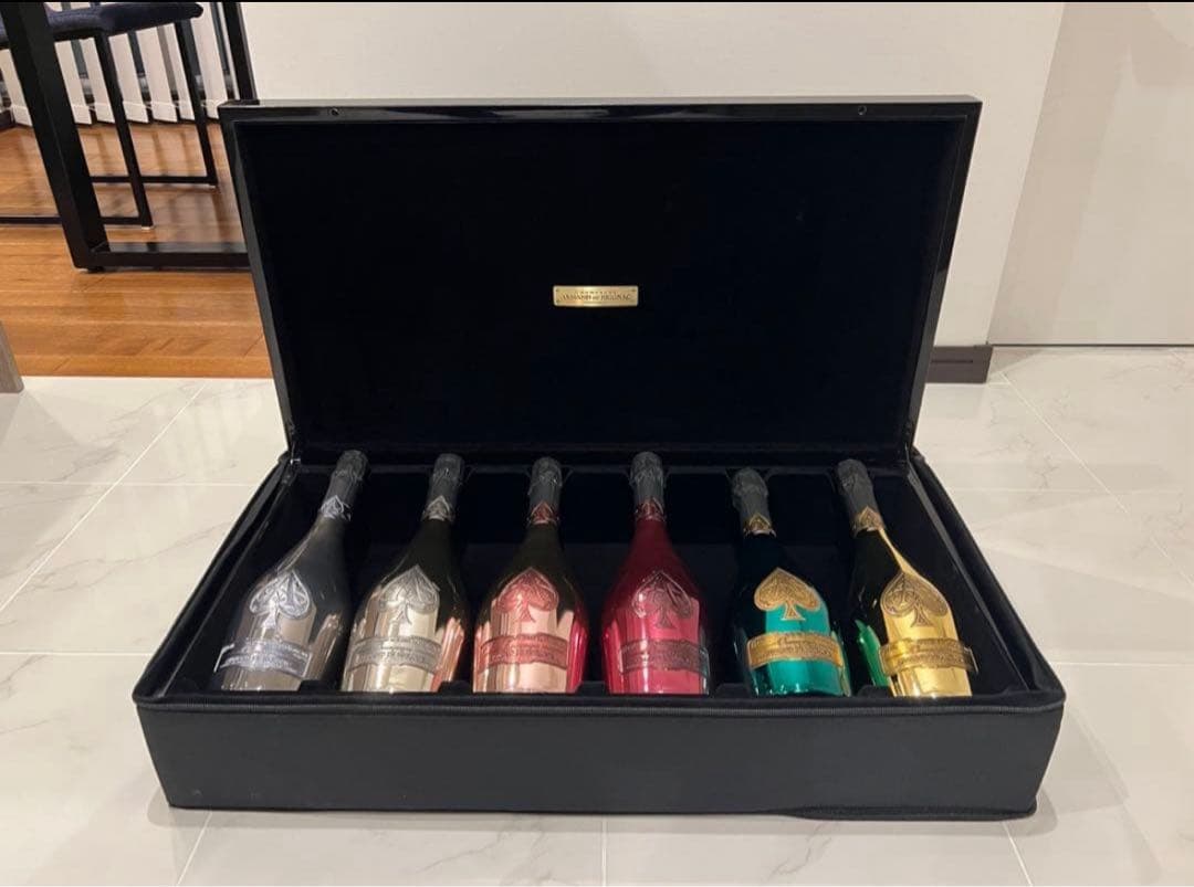 アルマンドブリニャック　ラ・コレクション（6本セット）アタッシュケース