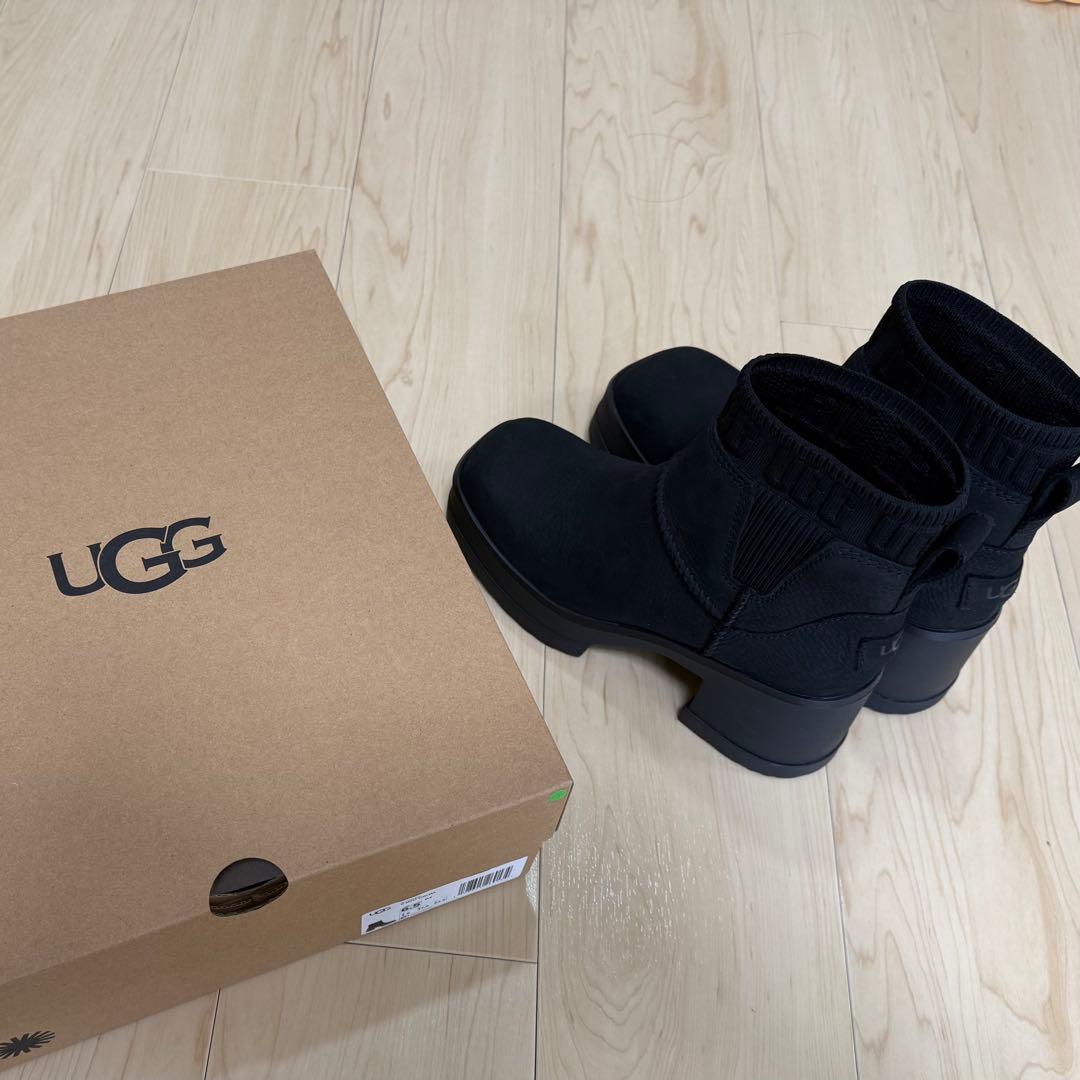 UGG モクシーチェルシー