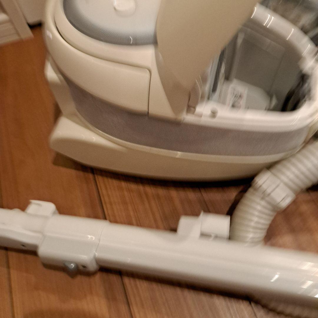 SANYO　airsis 空気清浄機能付き 掃除機