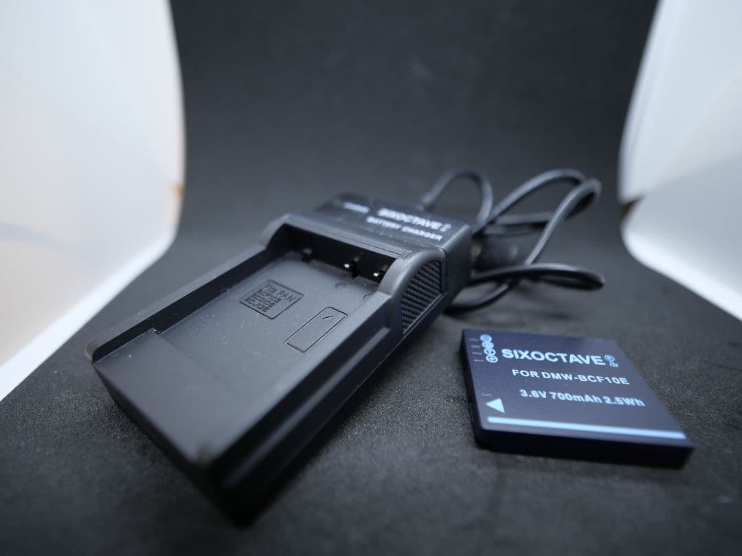 【動作確認済・電池充電器付】LUMIX コンデジDMC-FS7