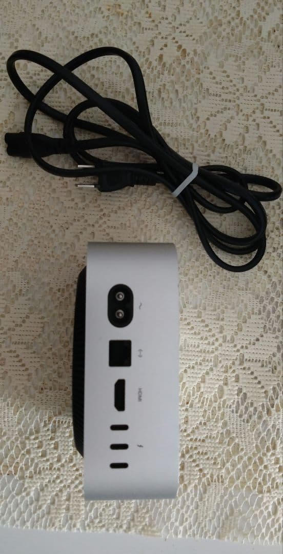 Apple Mac mini m4 本体+ 電源ケーブル