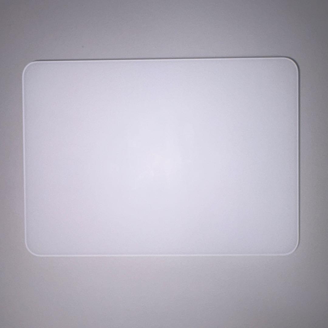 Apple Magic Trackpad ホワイト Lightningモデル