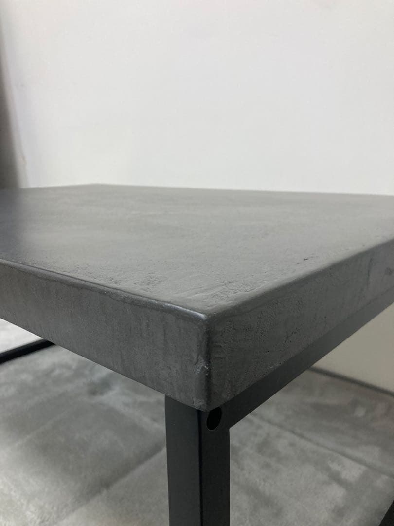 モールテックス　脚付ローテーブル　クラフト品１点物