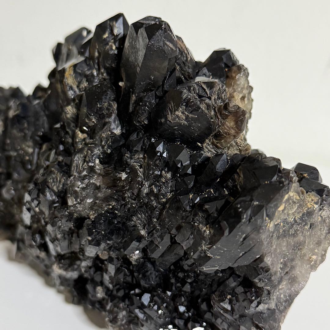 1.3 kg! モリオン クラスター　原石　天然石　パワーストーン　魔除け