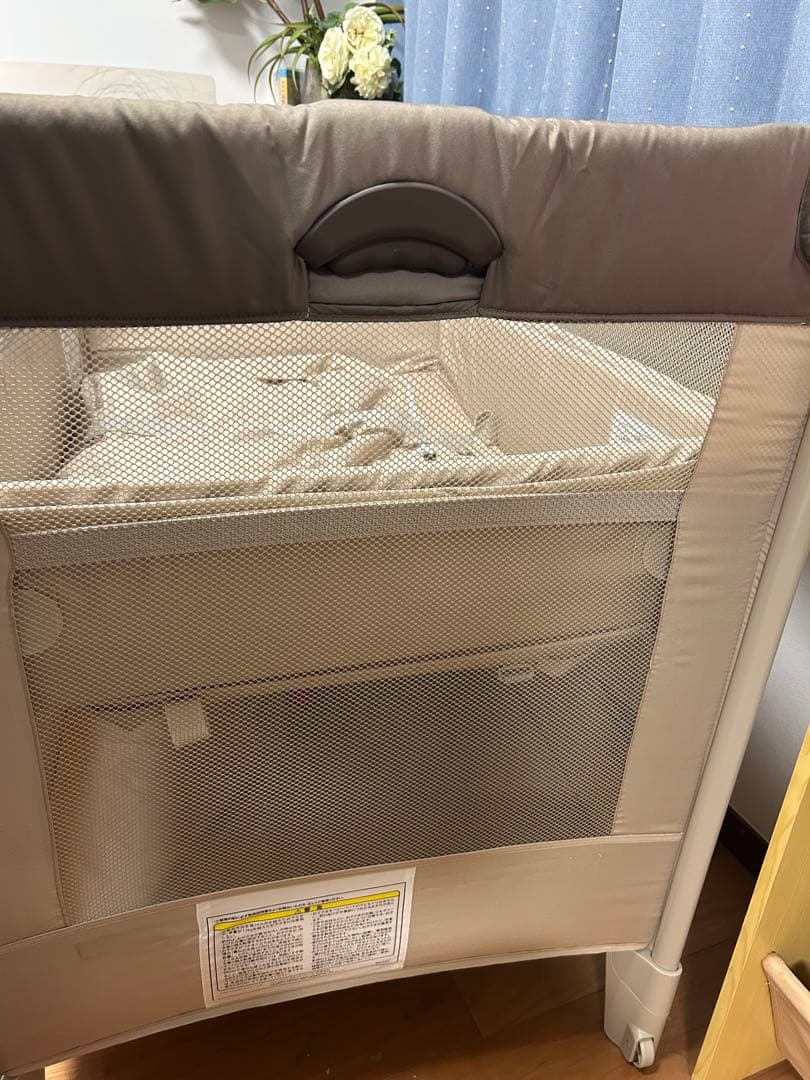 【ねこ】アップリカ Aprica ベビーベッド　ココネルエアー