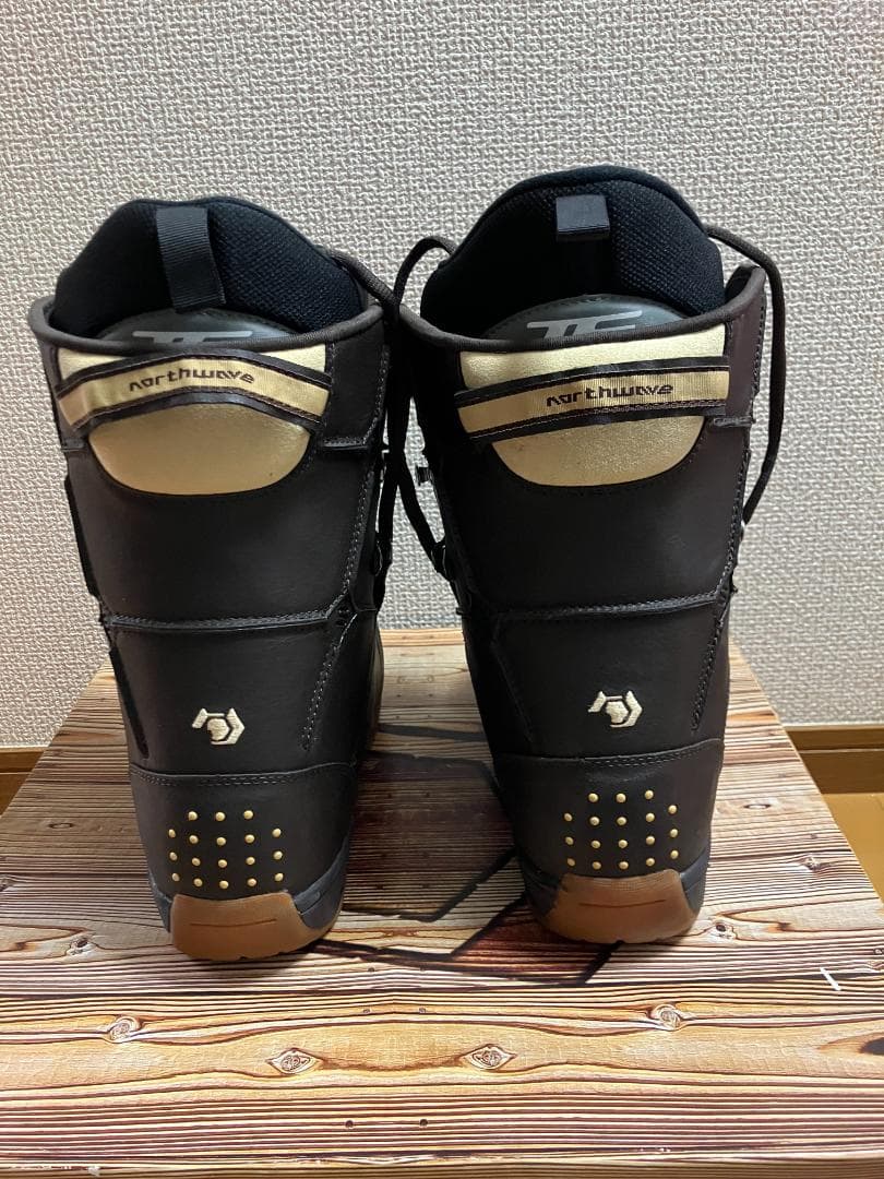 新品未使用　26.0cm　NORTHWAVE ファイブ スノーボードブーツ