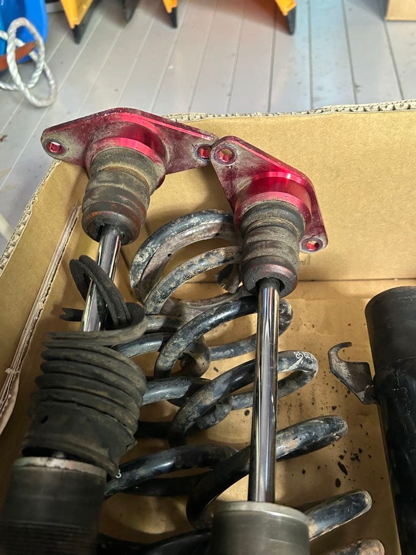 ビアンテ　Largus 全長調整式　車高調