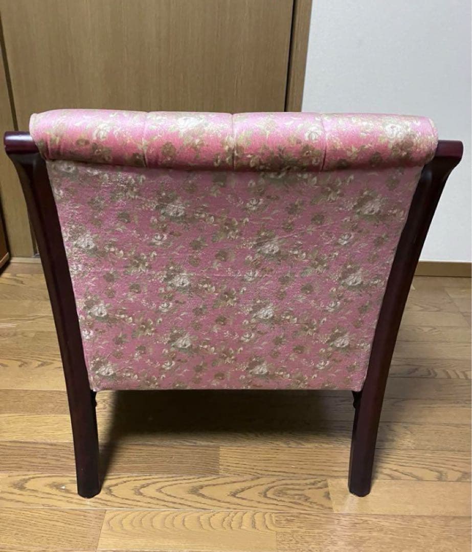 【直接】モリシゲ家具　クラシックテイスト　花柄（薔薇）高級リビングアーム付チェア