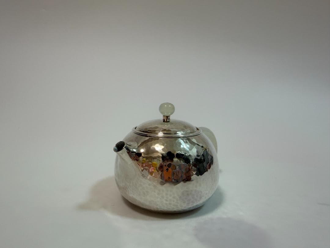 純銀製 丸形 玉石摘 鎚目紋 急須 銀瓶 煎茶道具