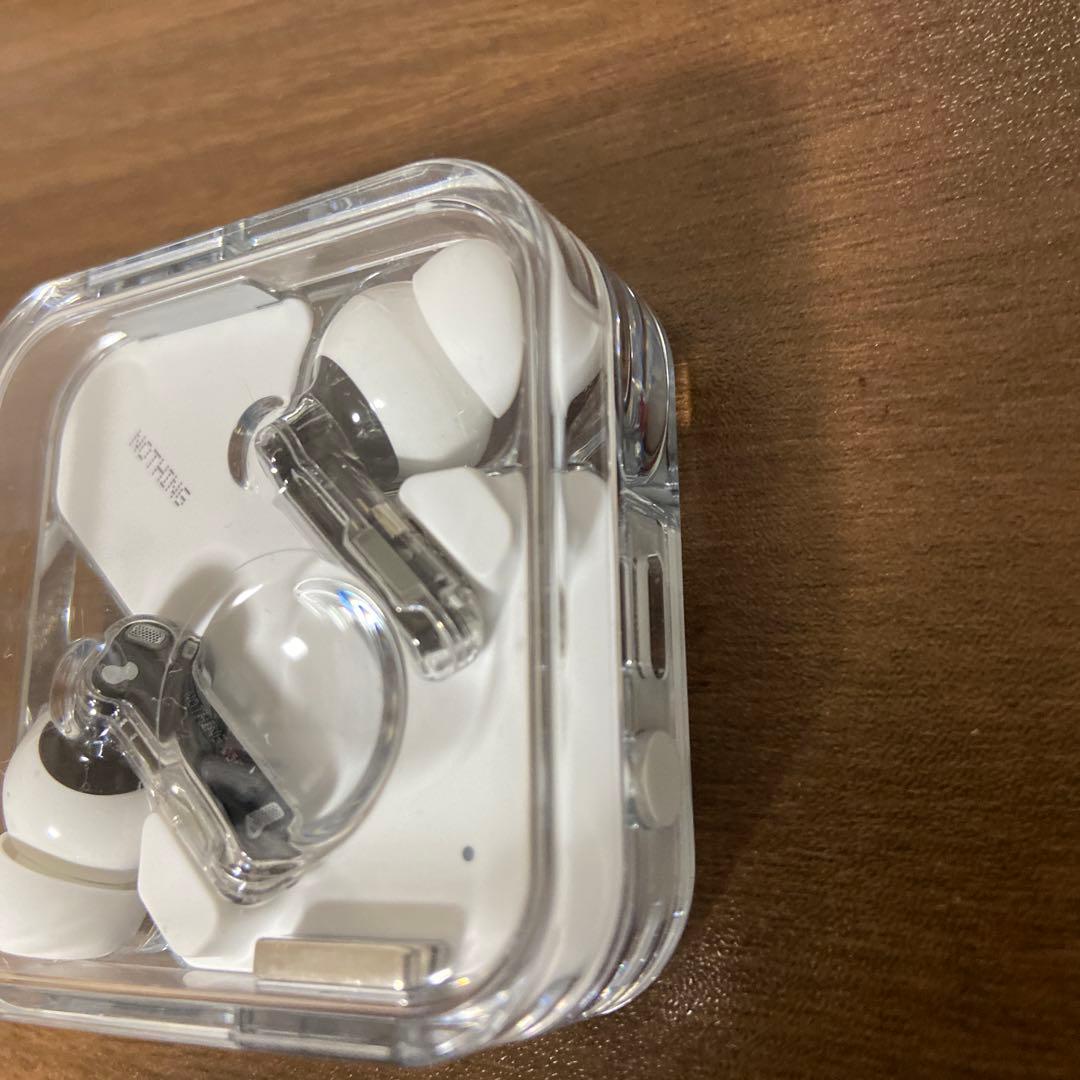 Nothing Ear (1) ワイヤレスイヤホン ホワイト ケース付き