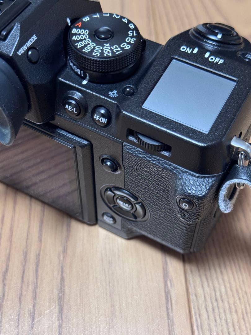 FUJIFILM X-H1 富士フイルム 予備のバッテリー付き中古品