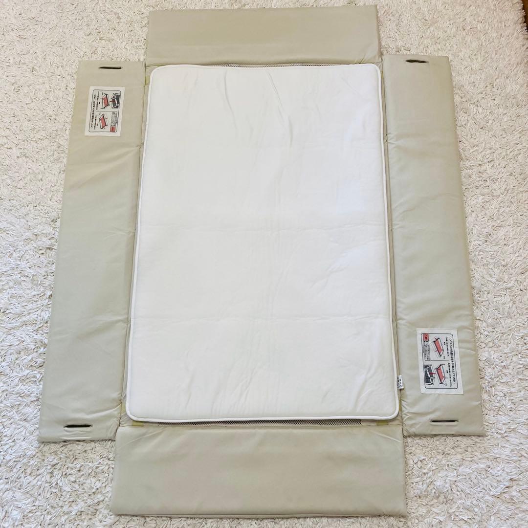 アップリカ プレイヤード　ベビーベッド　ココネル　エアープラス　AB