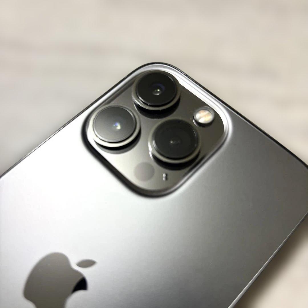 ✨美品✨ apple iPhone13 Pro 128GB グラファイト