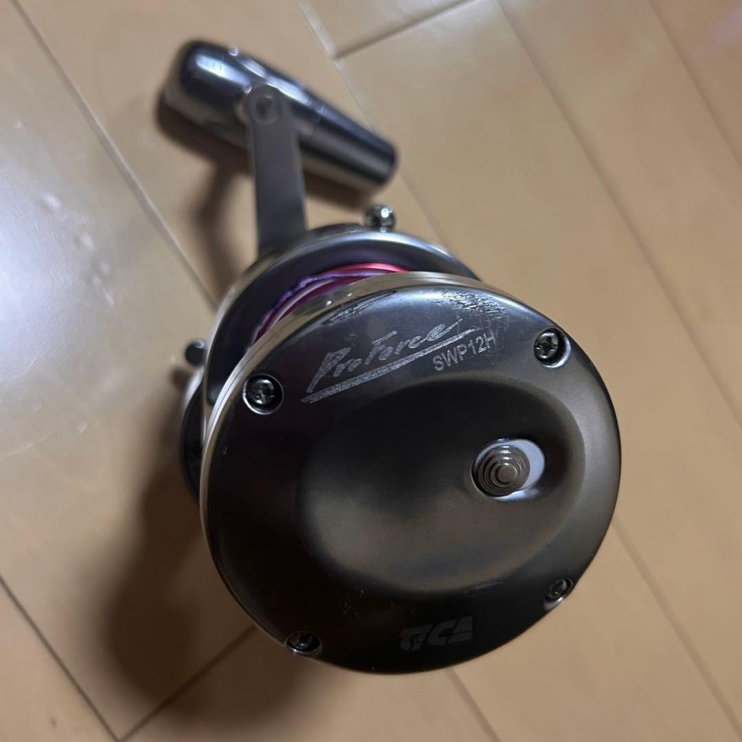 トローリング　リールpro force SWP12H
