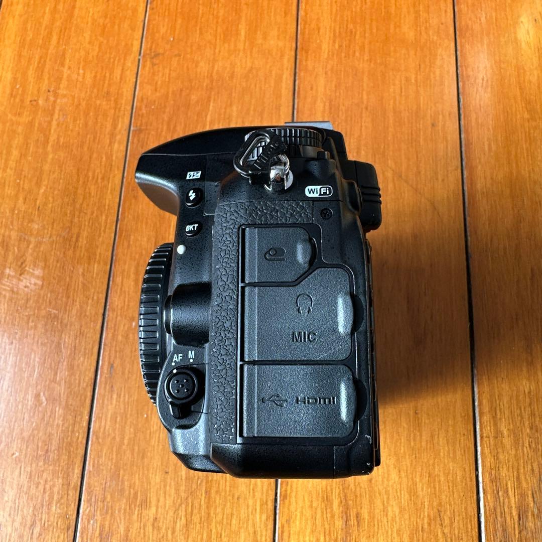 Nikon D750 デジタル一眼レフカメラ 本体　ボディ