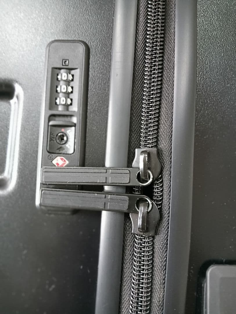 Innovator IW66 キャリーケース　スーツケース　75L ブラック　黒