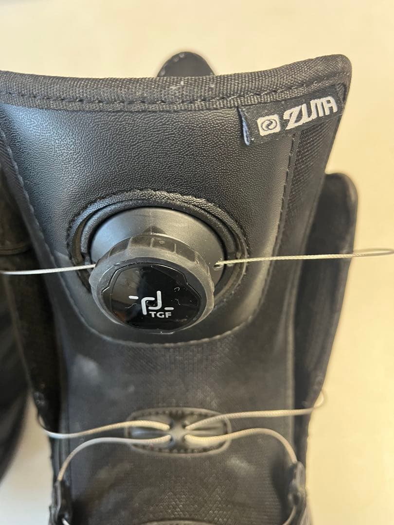 スノボーブーツ　27センチ