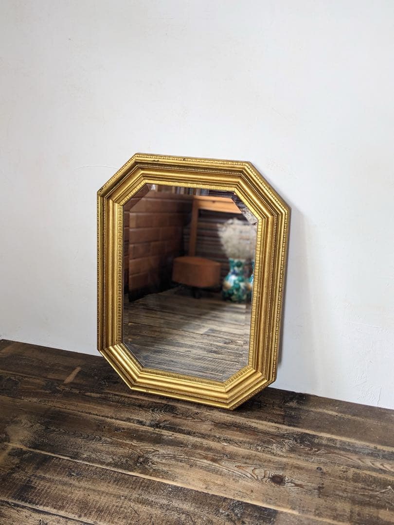 【 うさぎ 】クラシックなゴールドのミラー