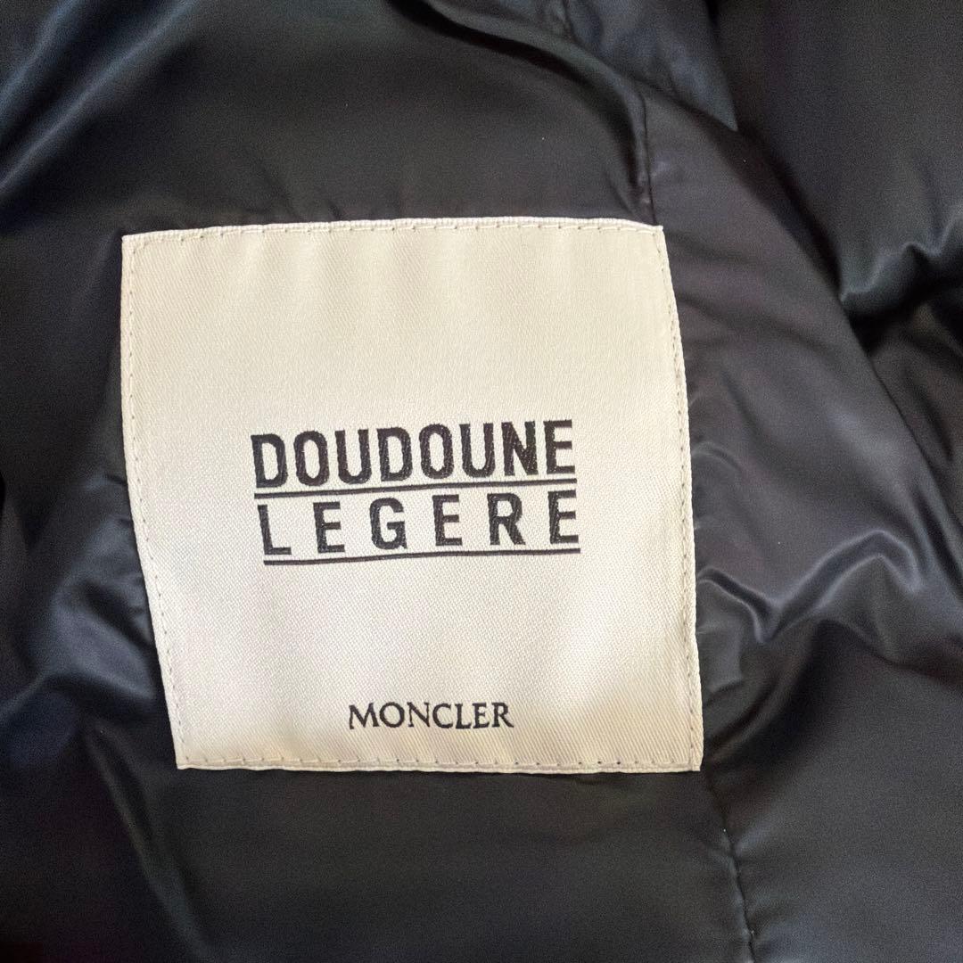 MONCLER ブラック ダウンジャケット BRAMANT