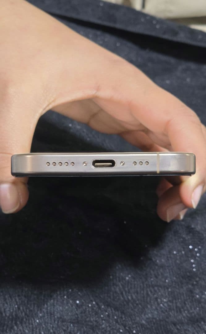 超美品AppleiPhone16pro256GBデザートチタニウム SIMフリー