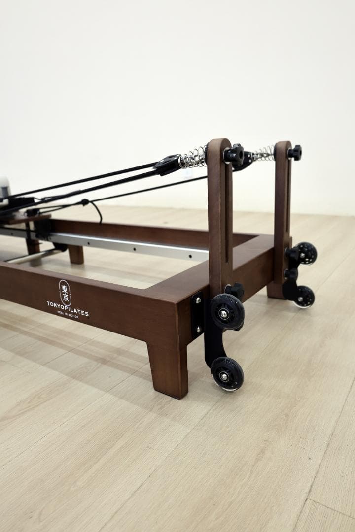［送料込み新品］ダークウッドピラティスリフォーマー セット