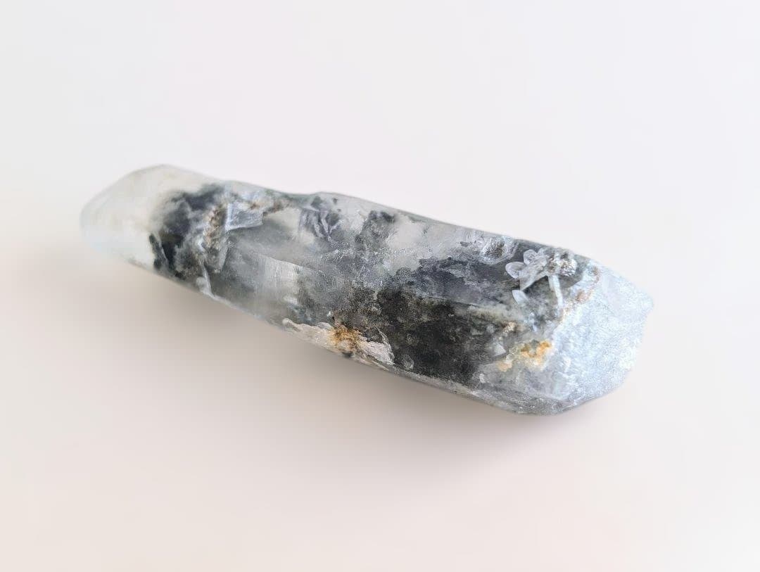 ペルー産 ガーデン クォーツ クローライト 水晶 鉱物標本