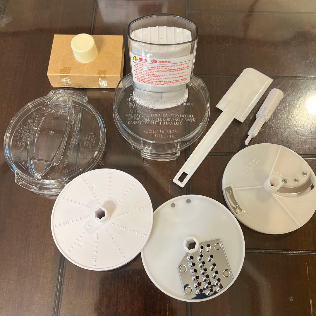 クイジナート フードプロセッサーM DLC-102J