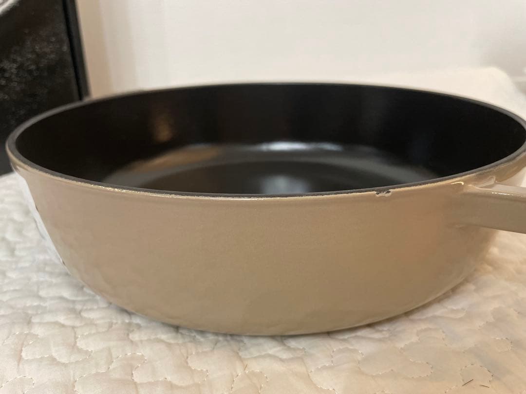 〈新品〉ストウブ　ブレイザー　ソテーパン　リネン　26㎝