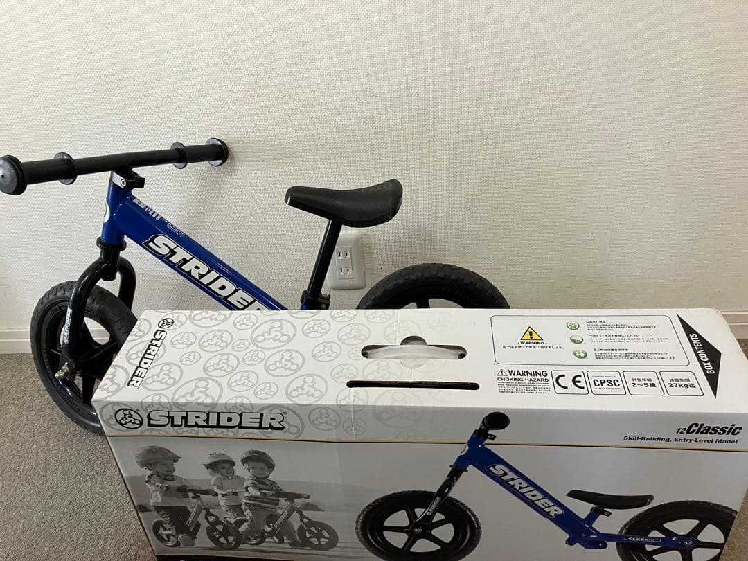 STRIDER クラシック バランスバイク 青 12インチ（キャリーバッグ付き）