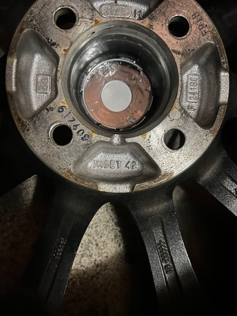 ヨコハマ スタッドレス 175/65R15 4H 23年製 イボ残り 4本セット