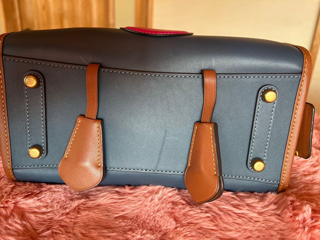 COACH キャラクター顔デザイン ハンドバッグ