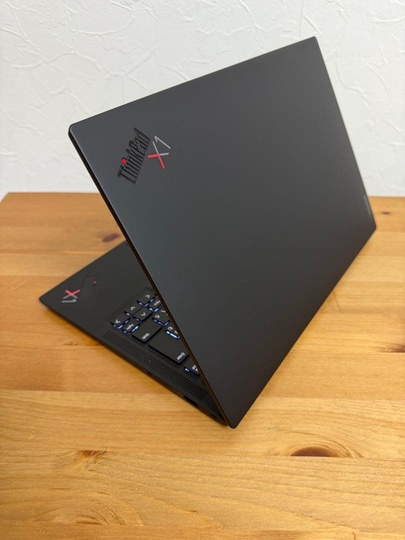 高性能ThinkPad X1 Carbon Gen11 13代i7 16G 2T